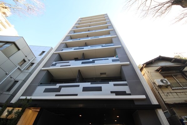 GRANPASEO明大前の物件外観写真